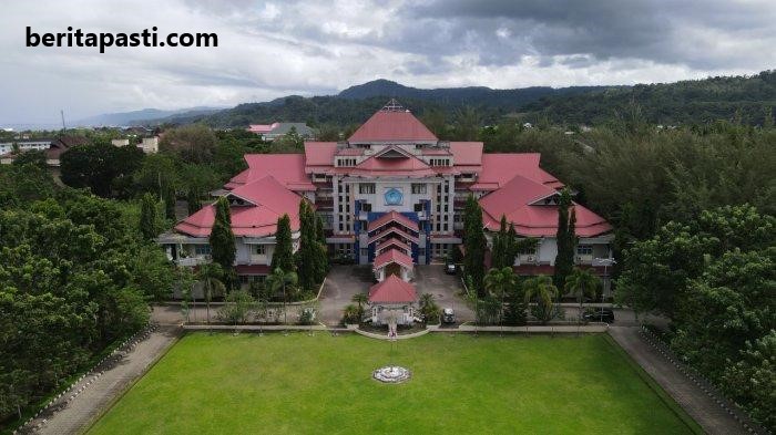 Rekomendasi Universitas Terbaik & Favorit Di Maluku