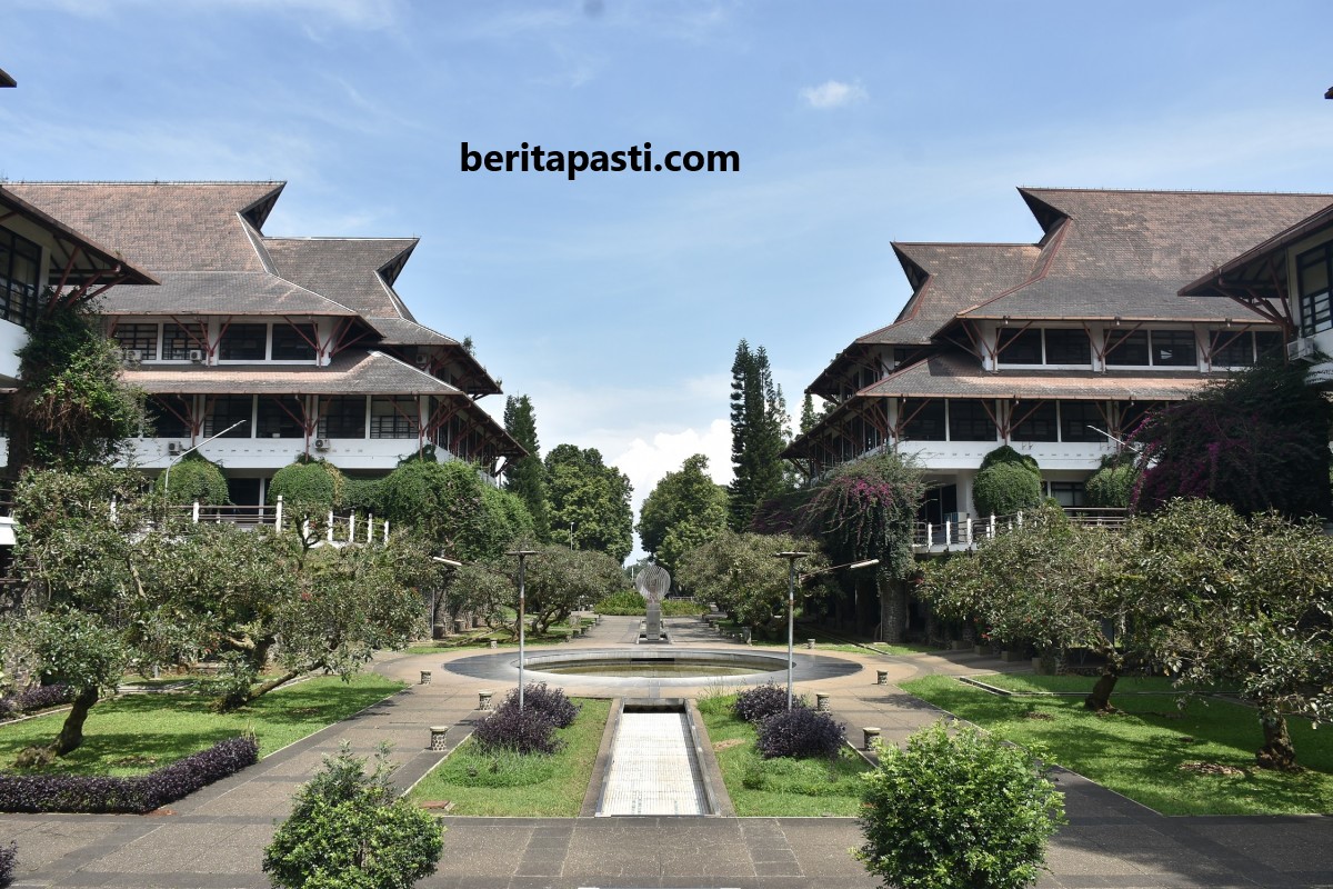 Daftar Universitas Terbaik Di Kota Bandung Terbaru 2023